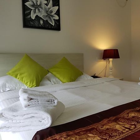 The Pulse Hotel Kalkuta Zewnętrze zdjęcie